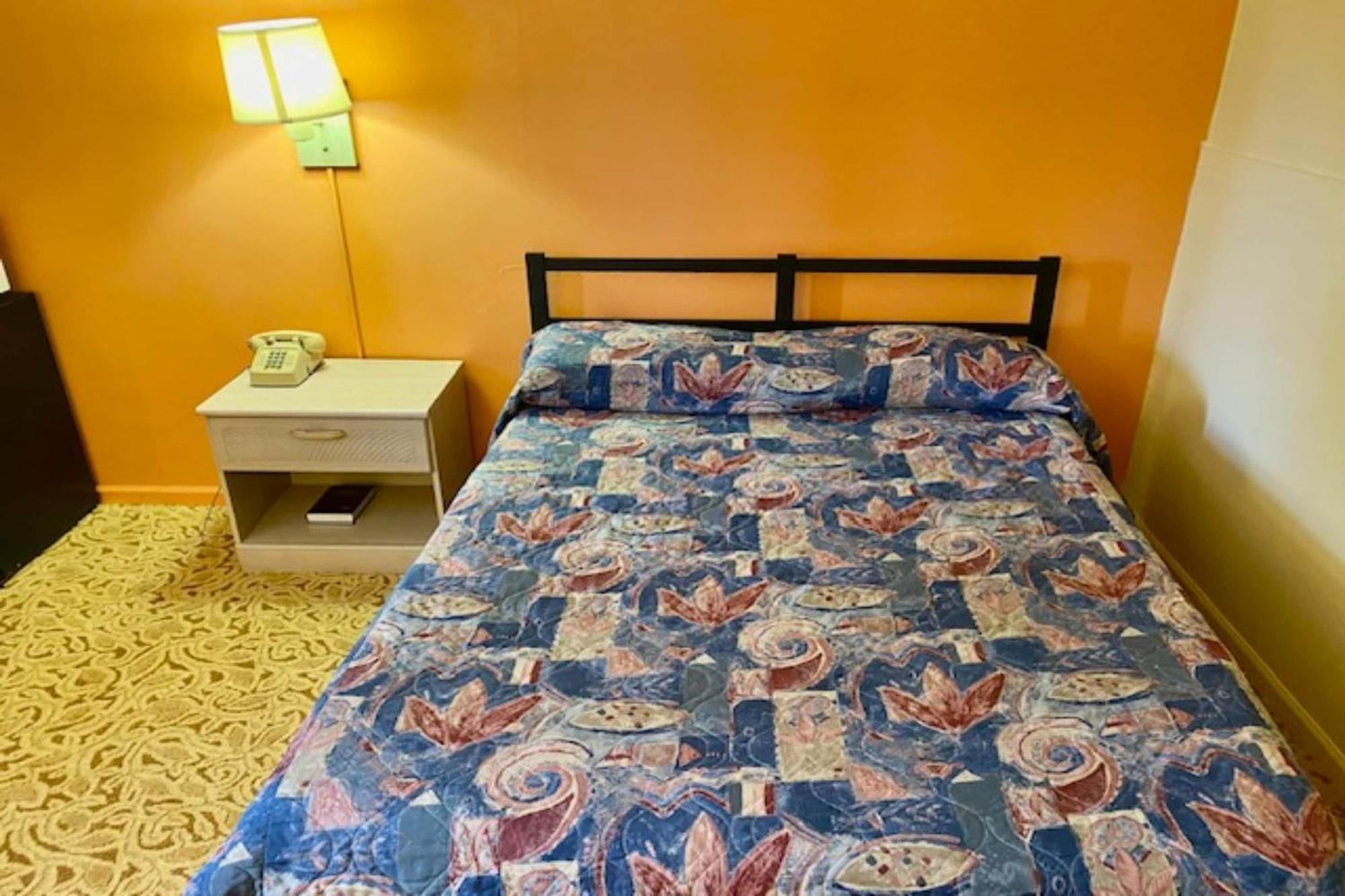 Red Carpet Inn & Suites Lima -Listing Partner Exteriér fotografie